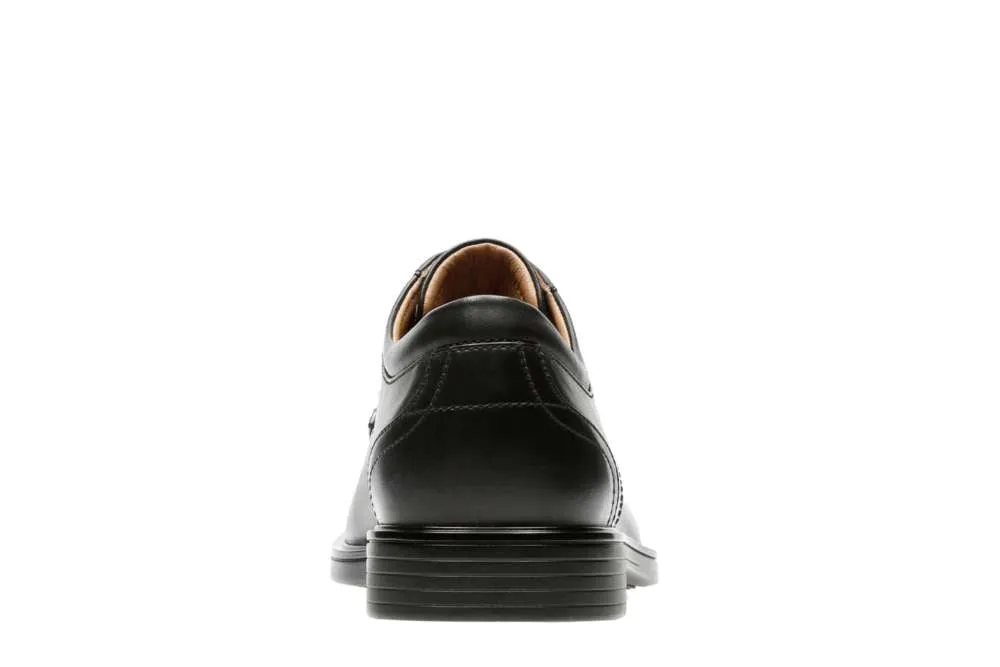 Clarks Mans Shoe Unaldric Park Black