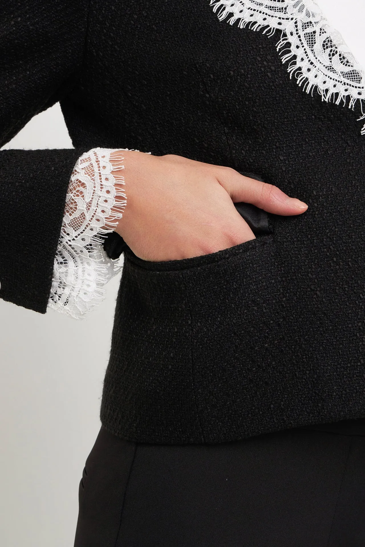 Endless Rose - Tweed Jacket With Lace Collar