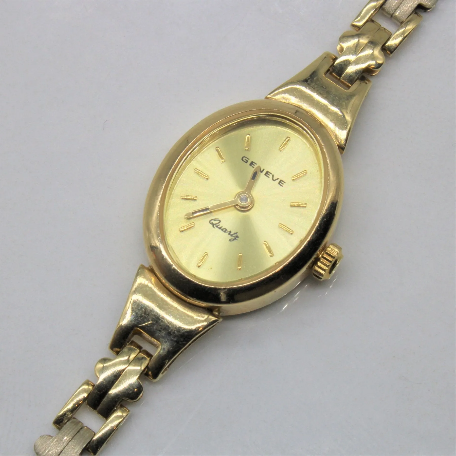 'Geneve' Tri Tone Watch | 7" |