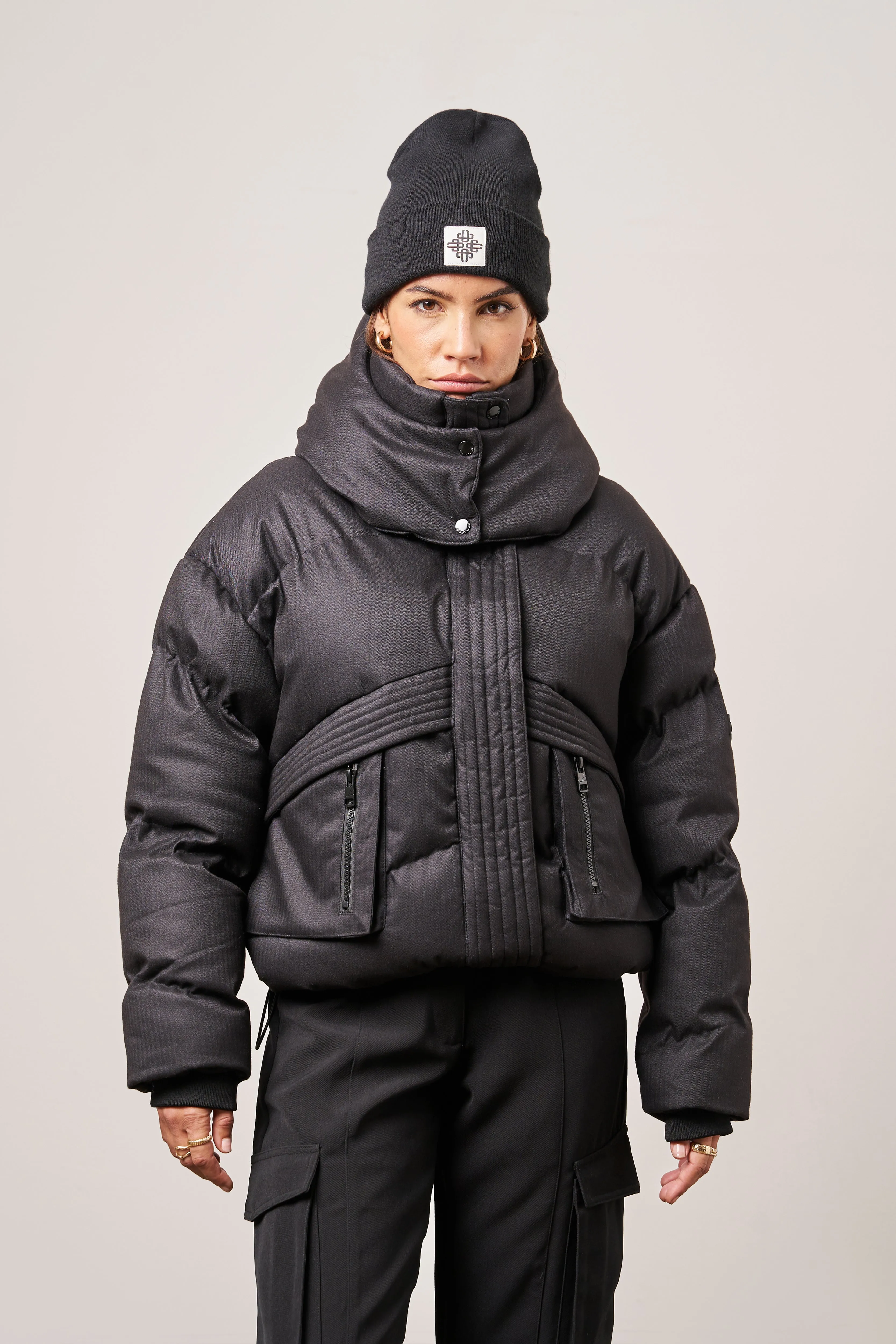 OVERSIZED TIE HEM PUFFER JACKET - BLACK