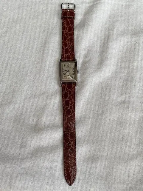 SEIKO Square-Shaped Antique Watch from the 1930s (Early Showa Period)