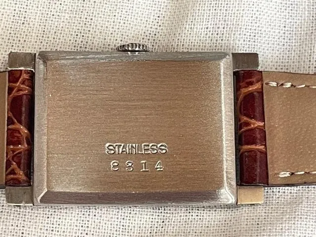 SEIKO Square-Shaped Antique Watch from the 1930s (Early Showa Period)