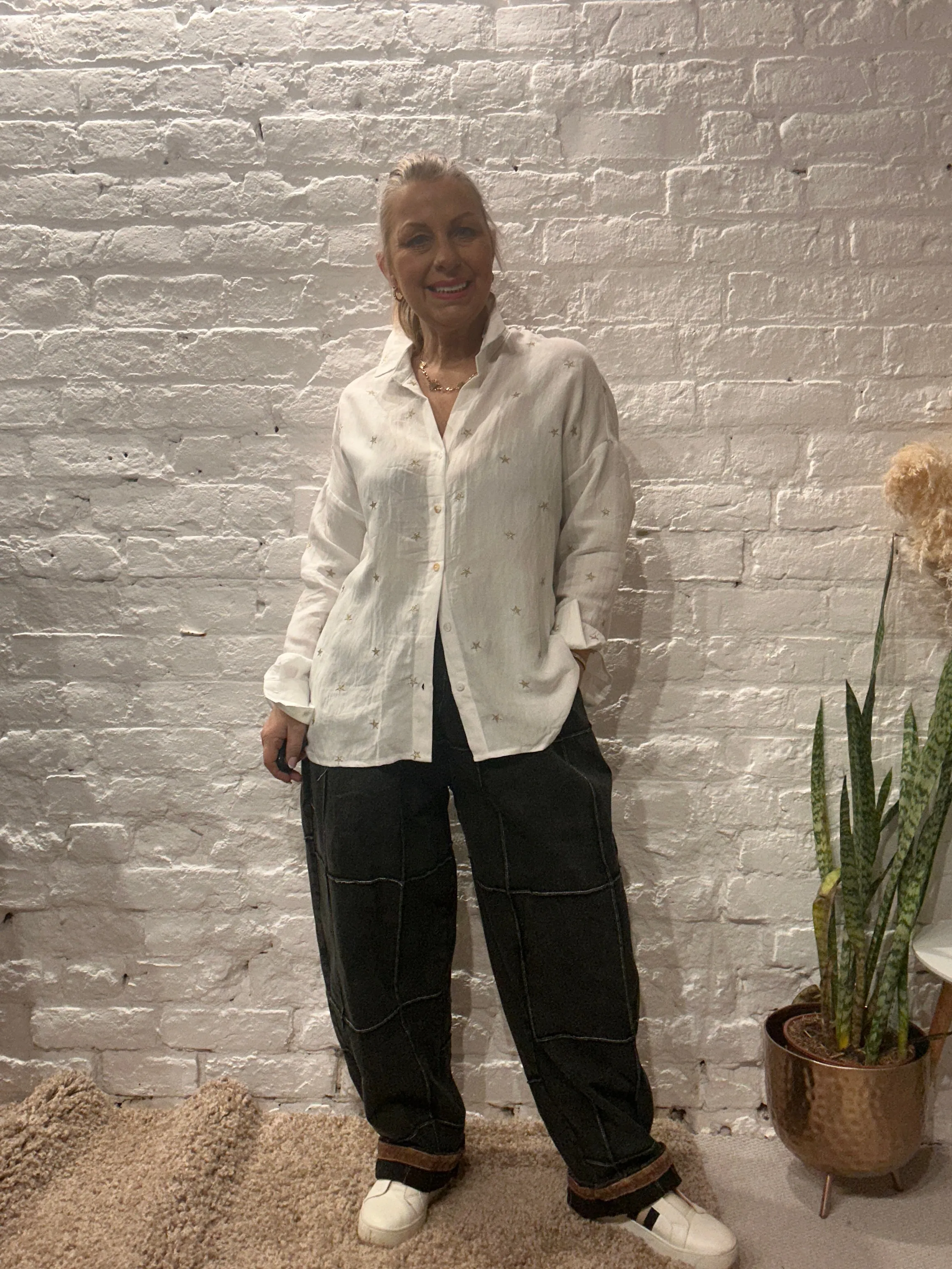 The Prezzo Linen Mix Button Through Embroidered Start Shirt Small to medium
